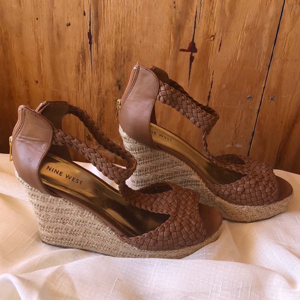 Nine West woven wedges - Picture 2 of 5
